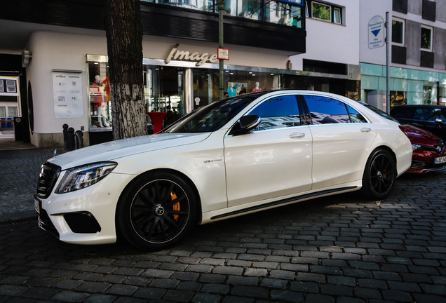 Mercedes-Benz S 63 AMG V222