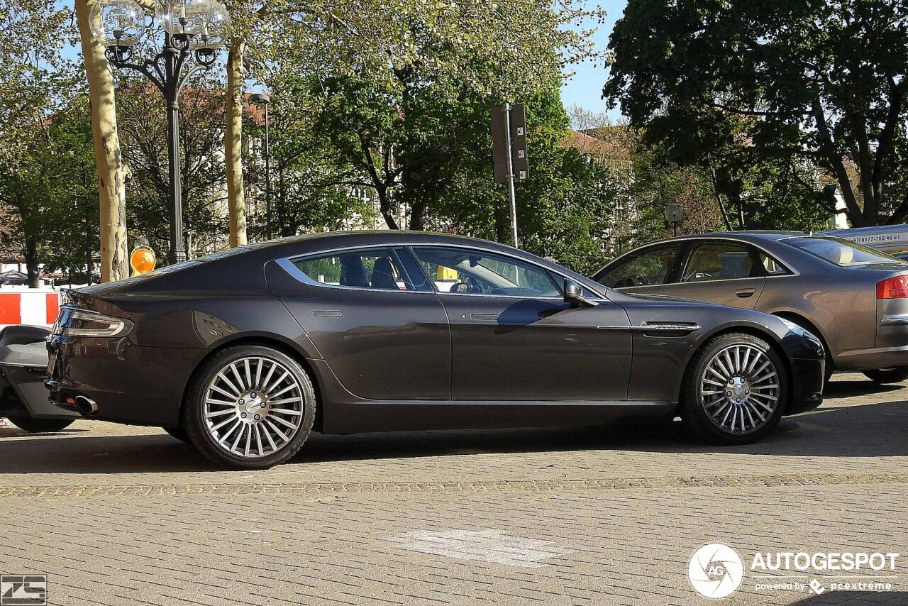 Aston Martin Rapide