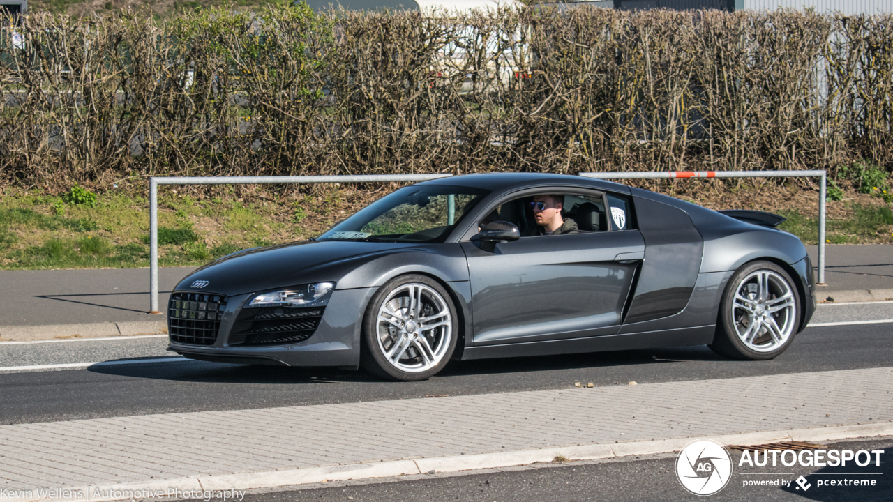 Audi R8