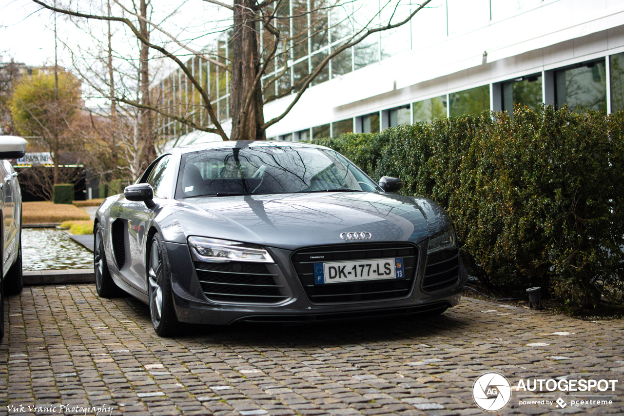 Audi R8 V10 Plus 2013