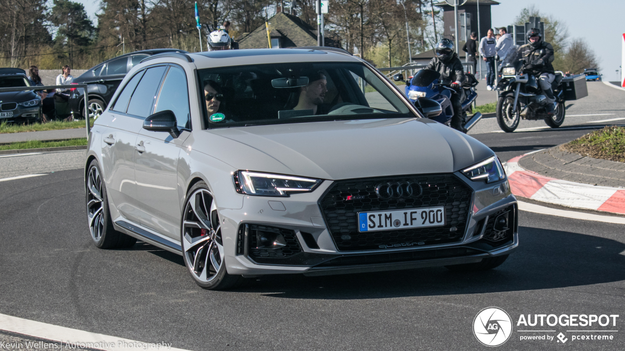 Audi RS4 Avant B9