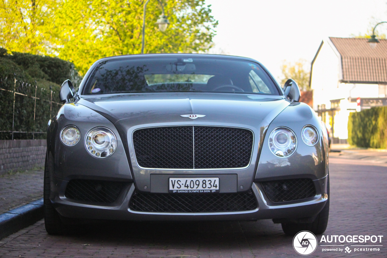 Bentley Continental GTC V8