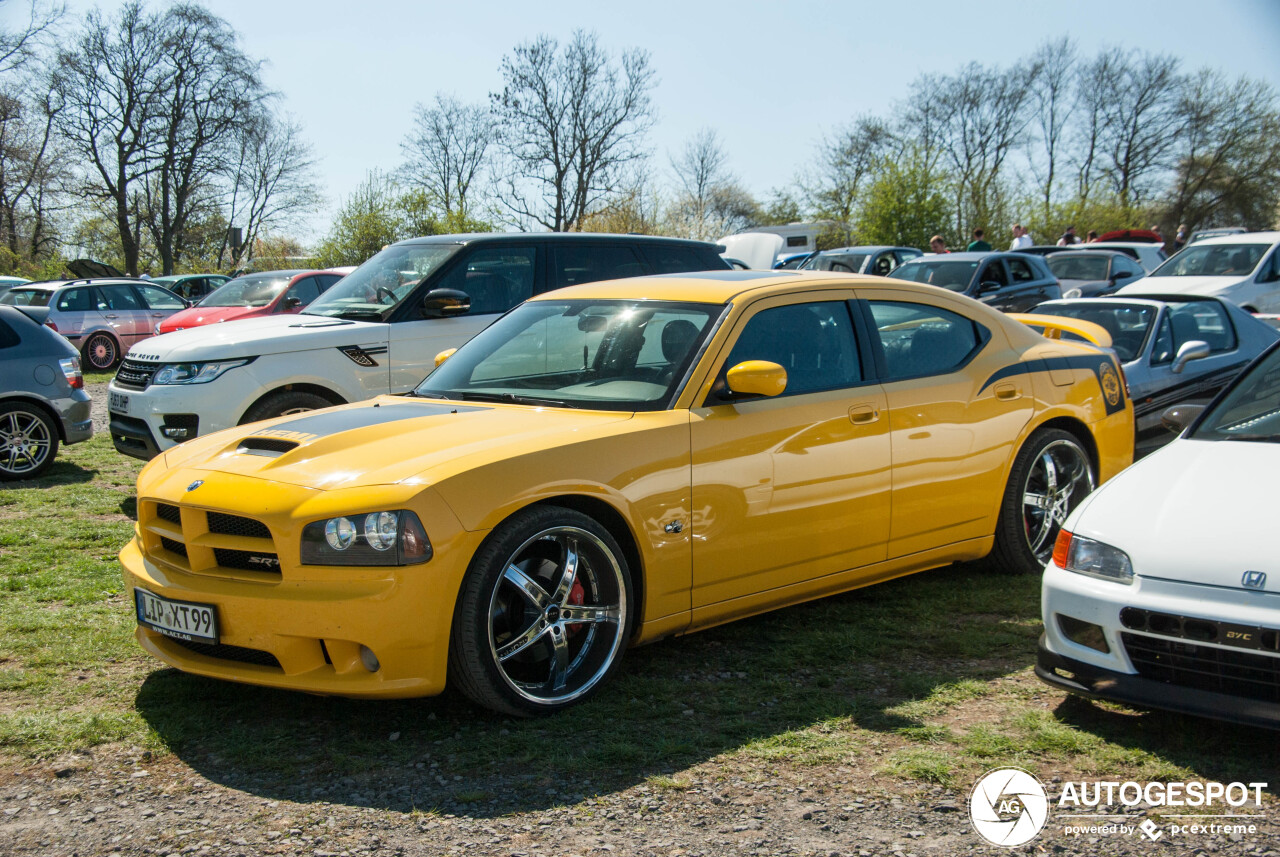 Dodge Charger SRT-8 Super Bee