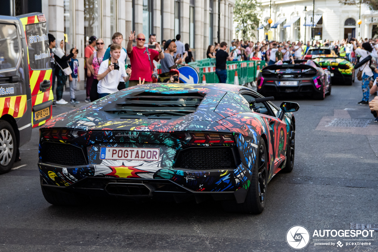 Lamborghini Aventador LP700-4