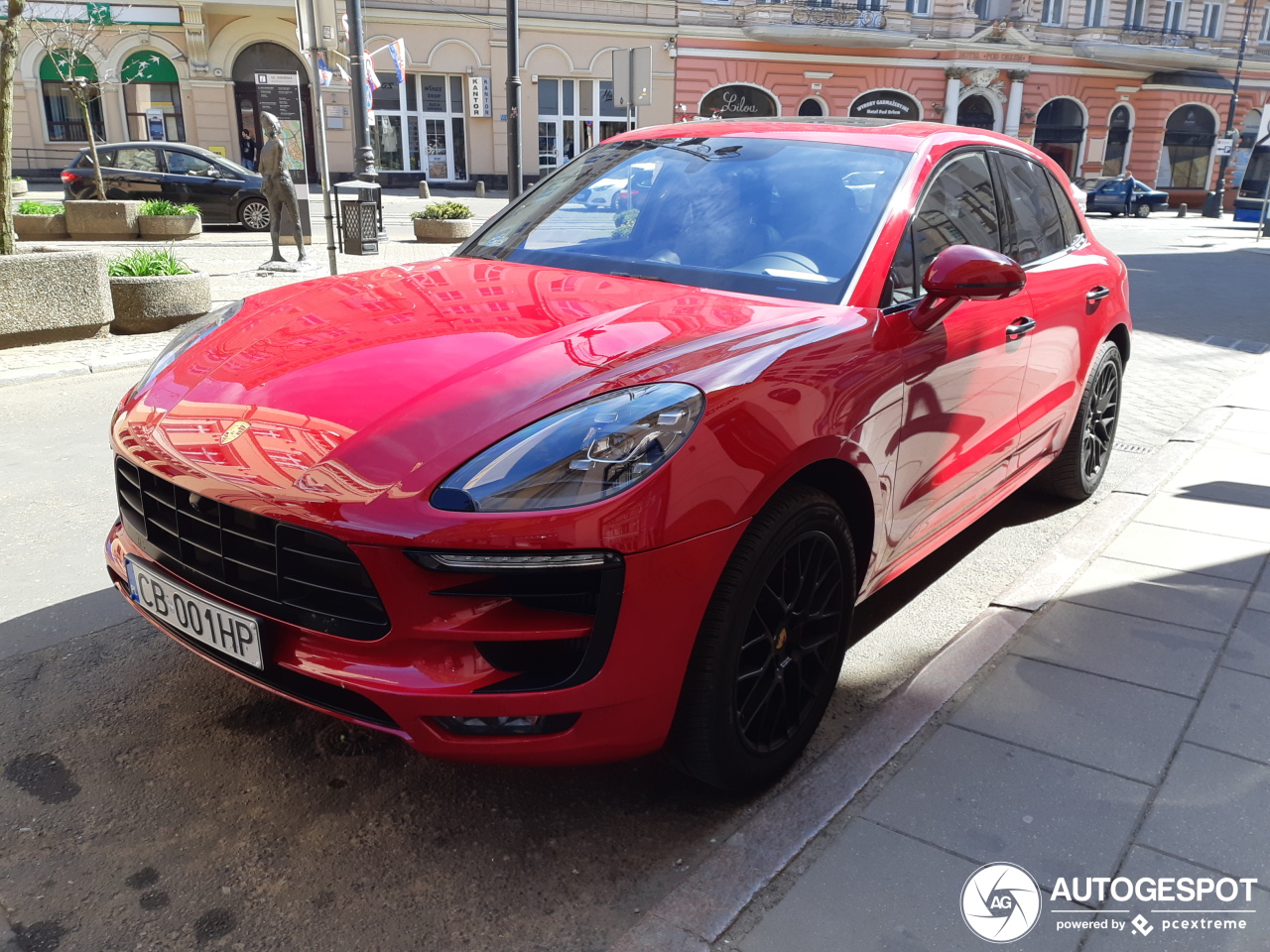 Porsche 95B Macan GTS