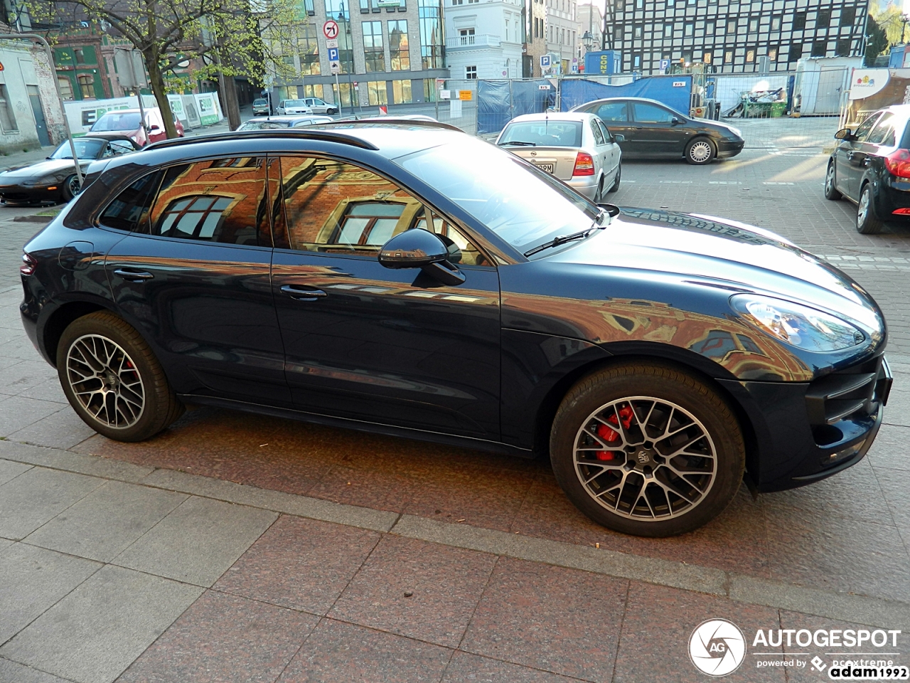 Porsche 95B Macan Turbo