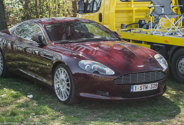 Aston Martin DB9