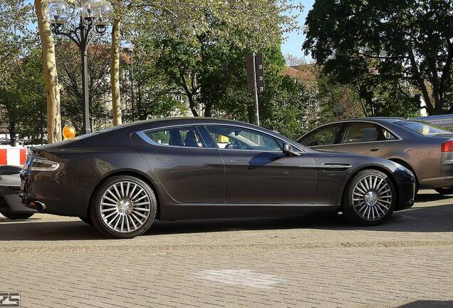 Aston Martin Rapide