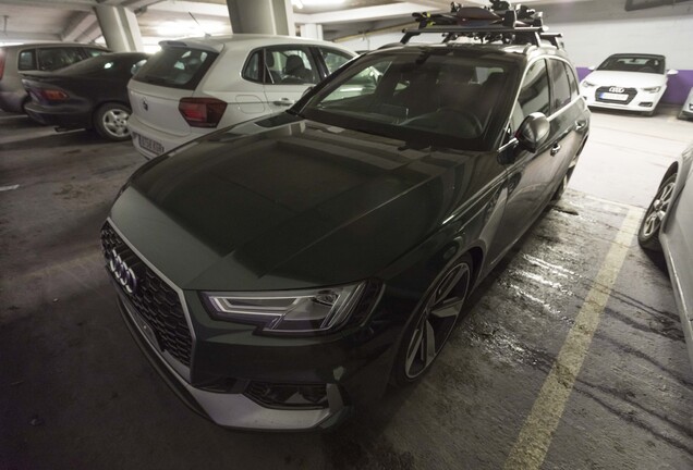 Audi RS4 Avant B9