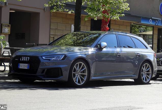 Audi RS4 Avant B9