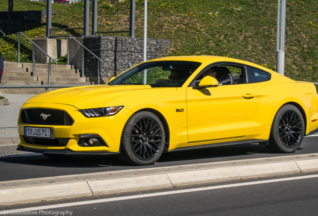 Ford Mustang GT 2015
