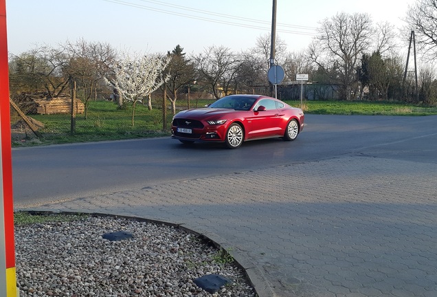 Ford Mustang GT 2015