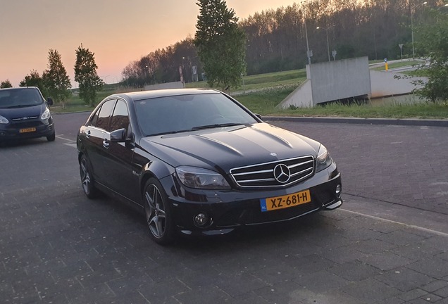 Mercedes-Benz C 63 AMG W204