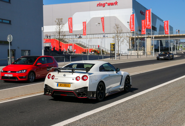 Nissan GT-R 2011 Nismo