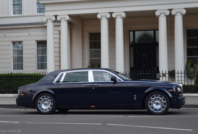 Rolls-Royce Phantom EWB Series II