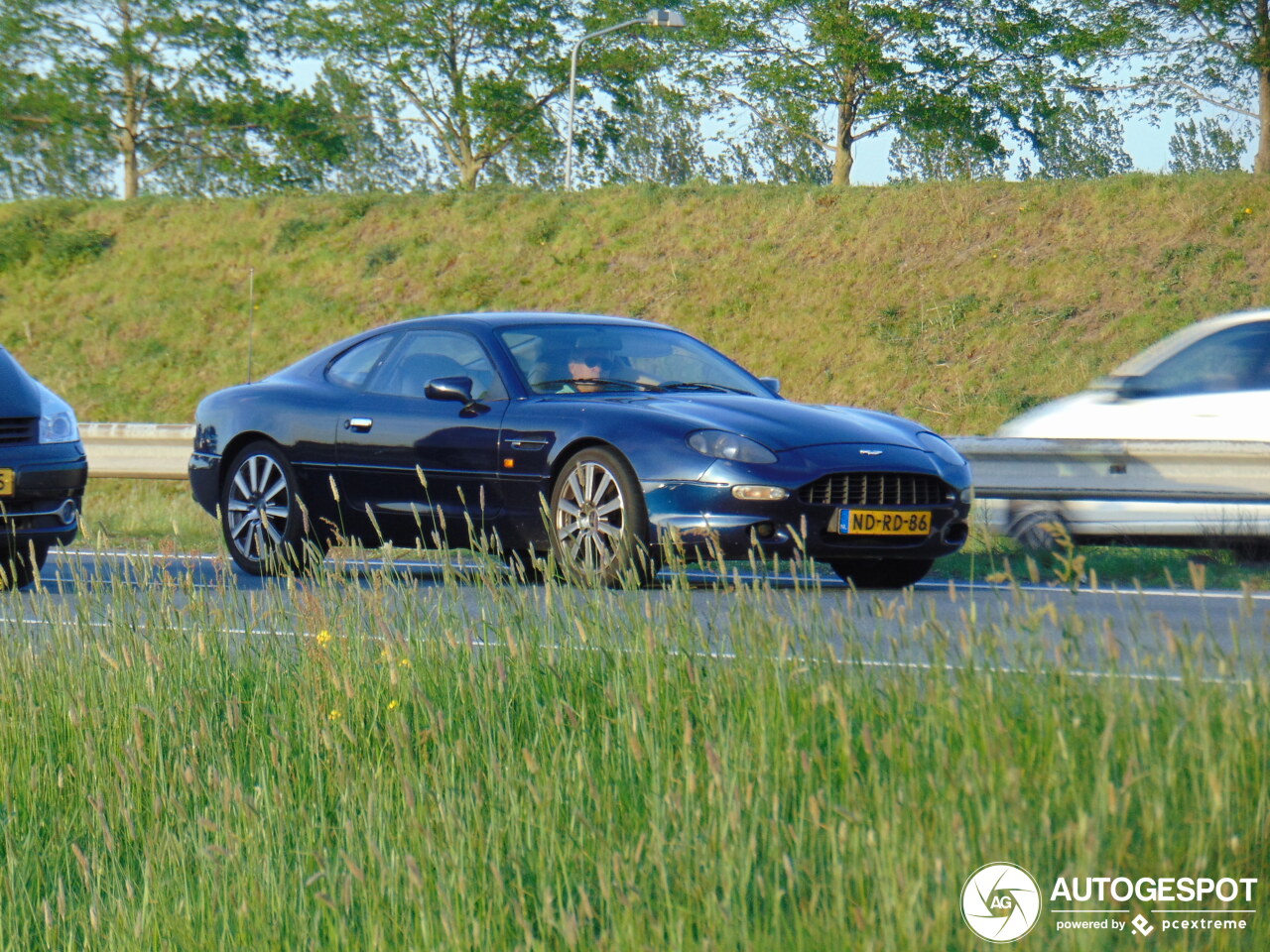 Aston Martin DB7