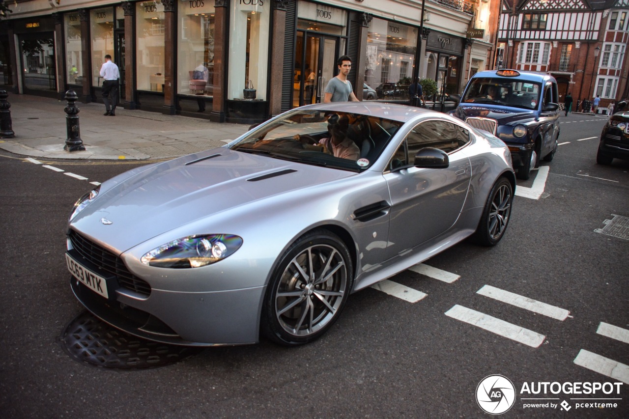 Aston Martin V8 Vantage S