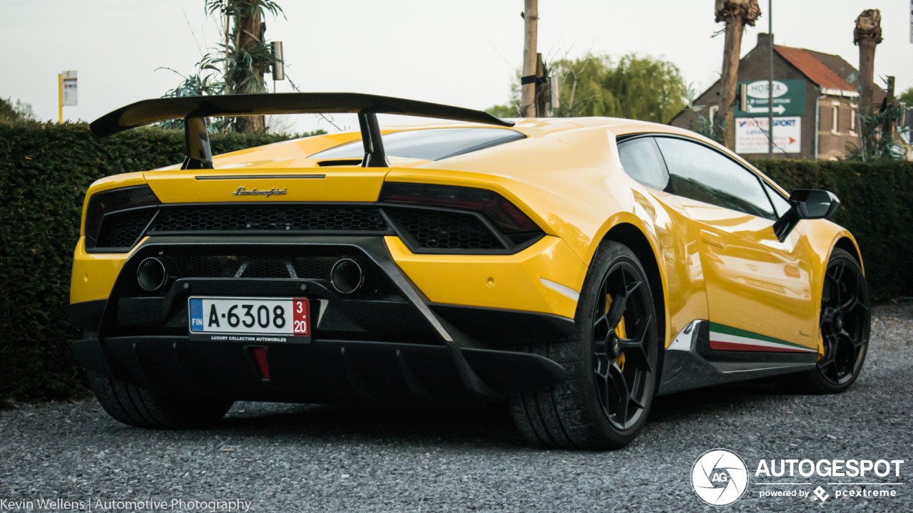 Lamborghini Huracán LP640-4 Performante