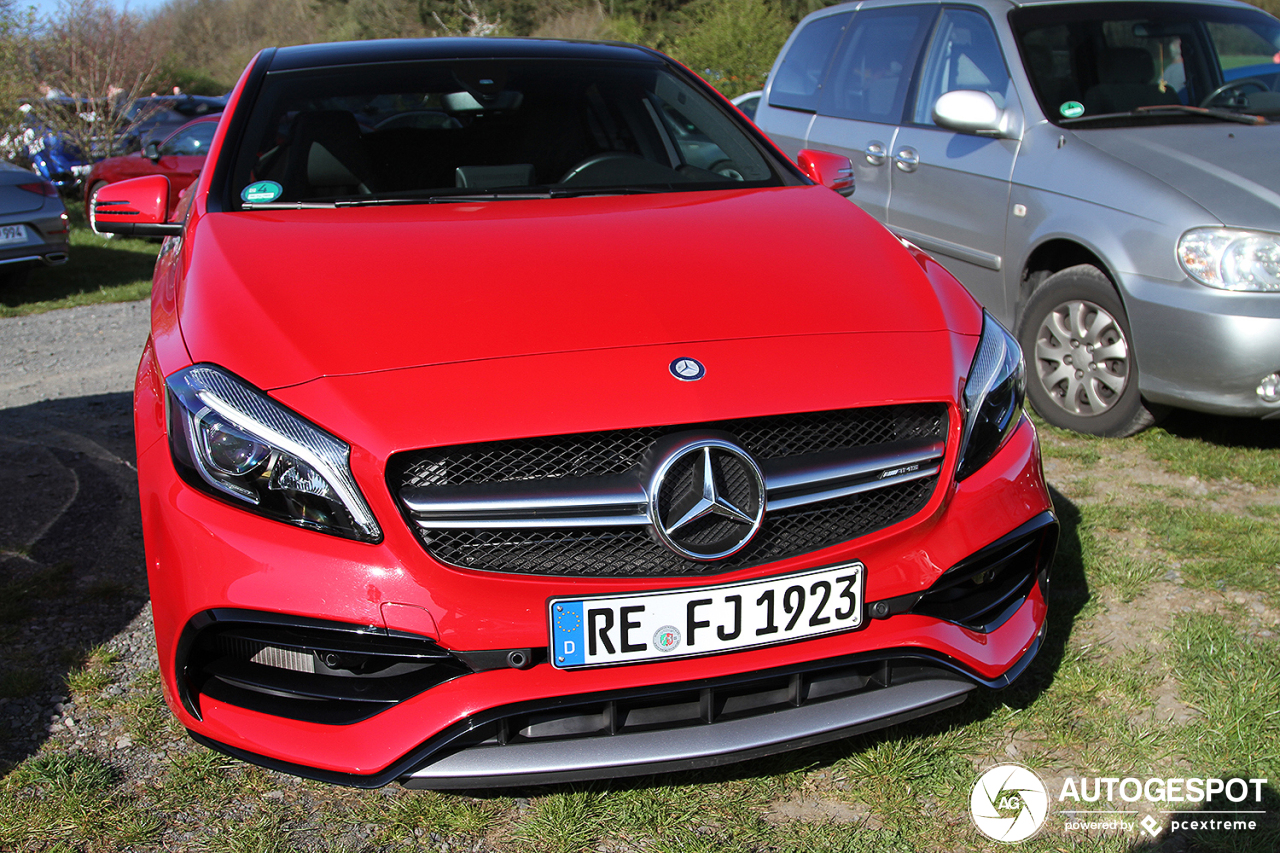 Mercedes-AMG A 45 W176 2015