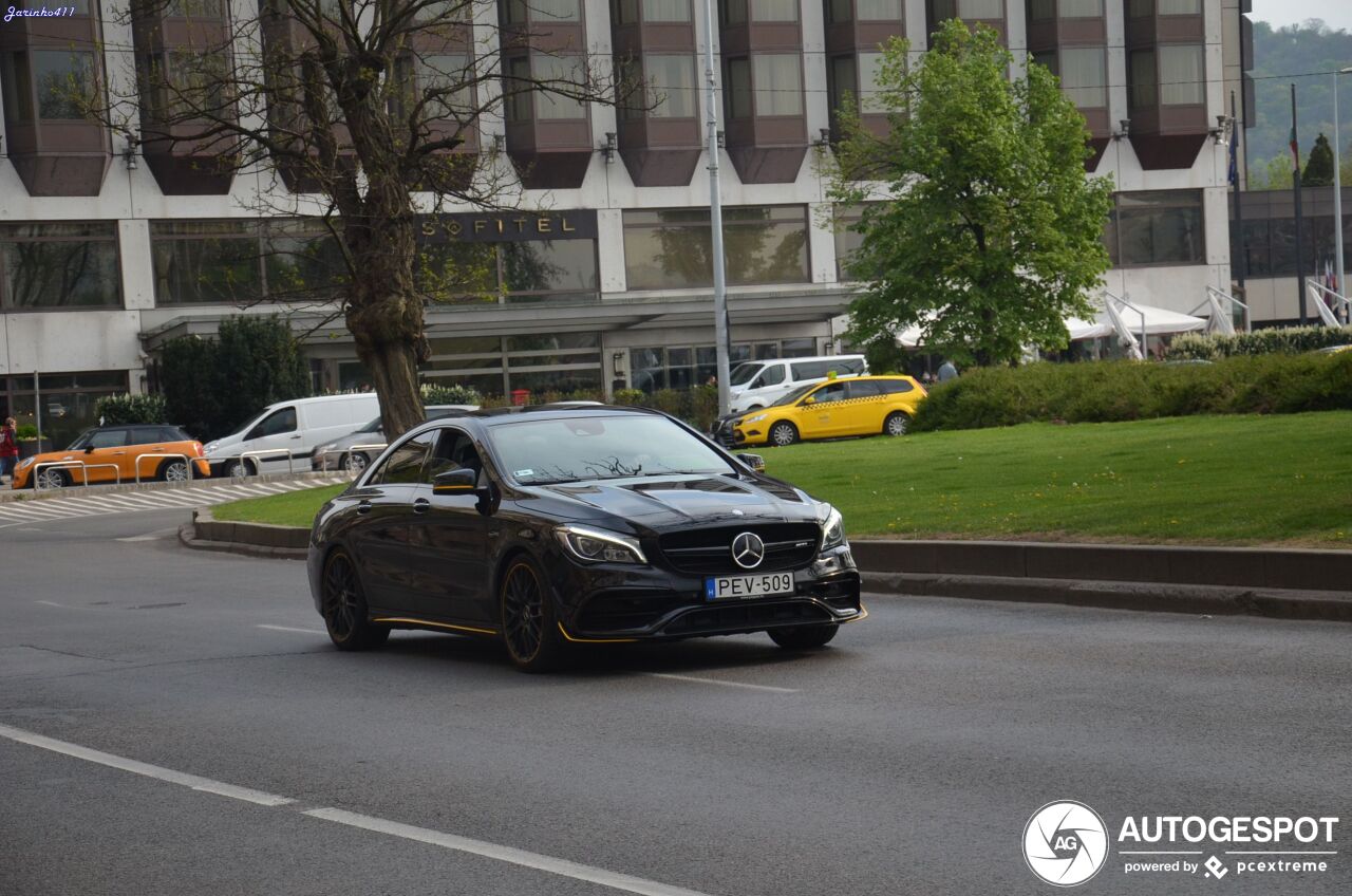 Mercedes-AMG CLA 45 C117 Yellow Night Edition