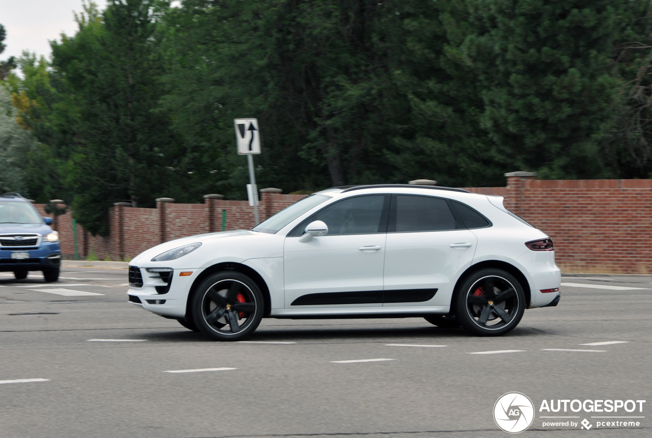 Porsche 95B Macan GTS