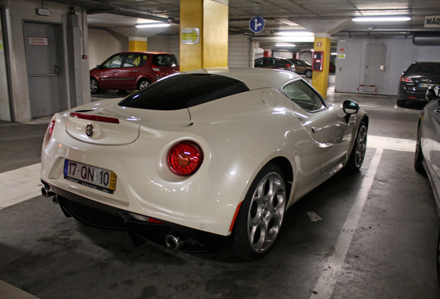 Alfa Romeo 4C Coupé