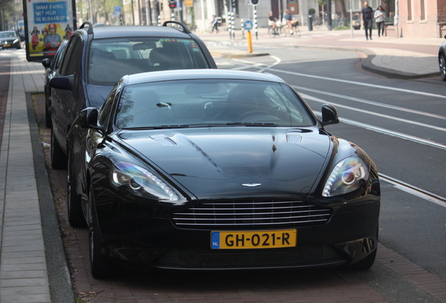 Aston Martin Virage 2011