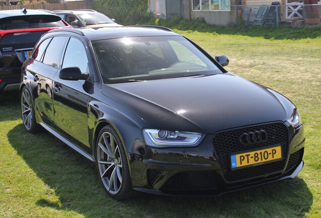 Audi RS4 Avant B8