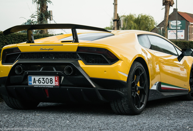 Lamborghini Huracán LP640-4 Performante