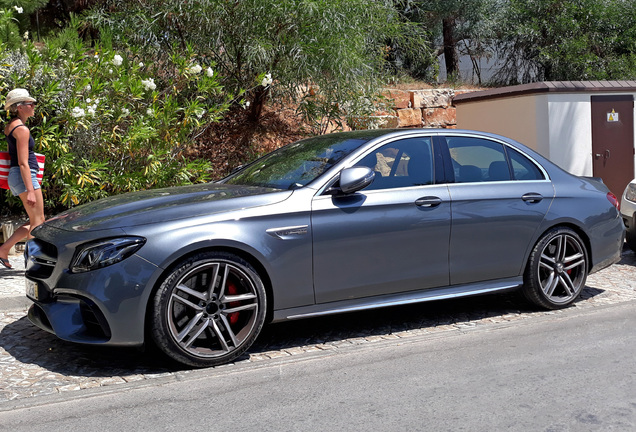 Mercedes-AMG E 63 S W213