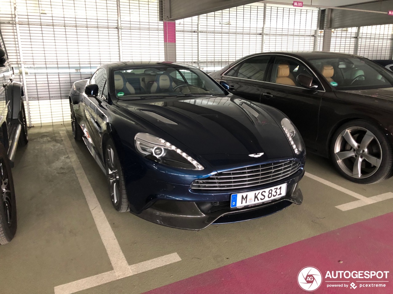 Aston Martin Vanquish 2013