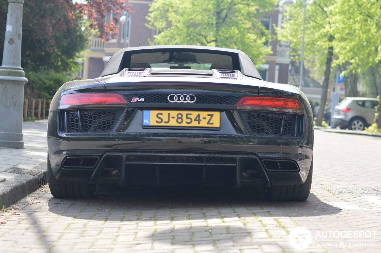 Audi R8 V10 Spyder 2016