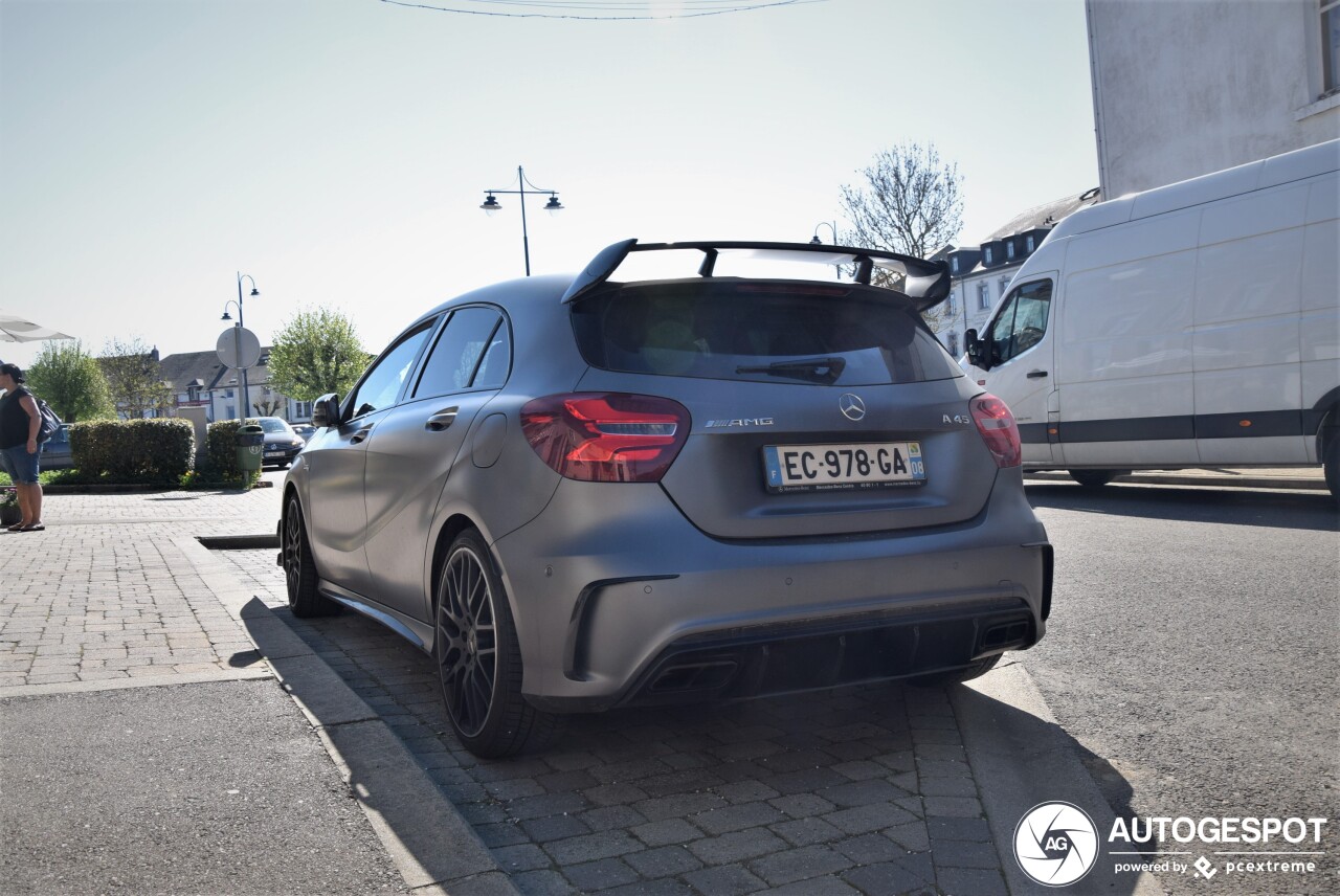 Mercedes-AMG A 45 W176 2015