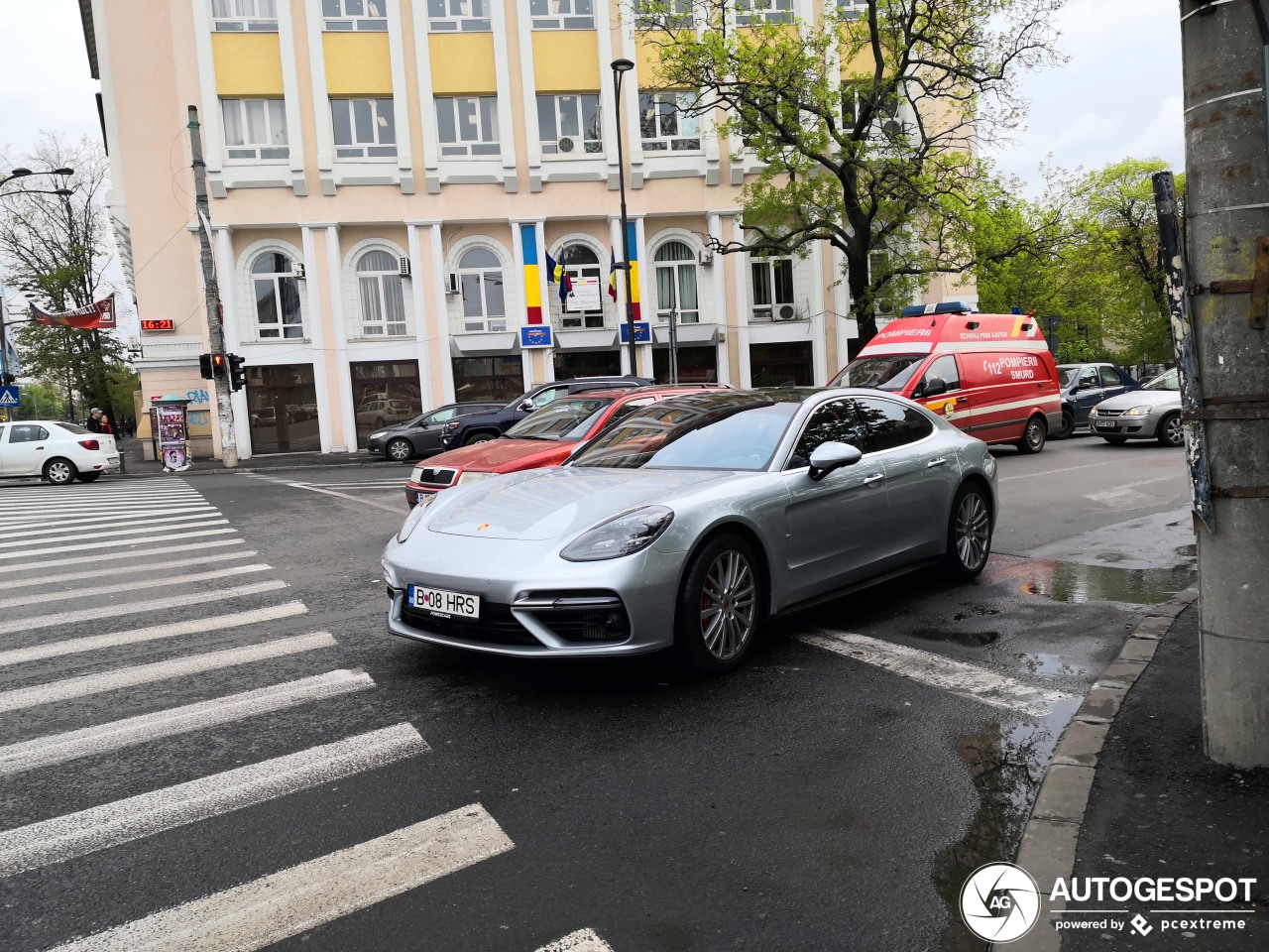 Porsche 971 Panamera Turbo