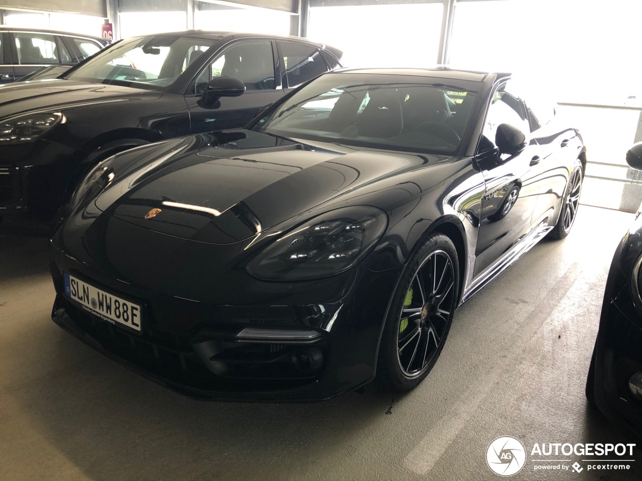 Porsche 971 Panamera Turbo S E-Hybrid