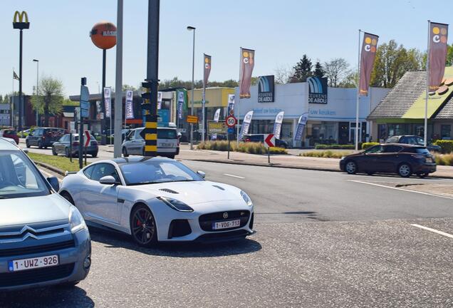 Jaguar F-TYPE SVR Coupé 2017