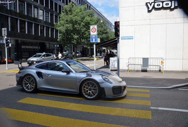 Porsche 991 GT2 RS Weissach Package