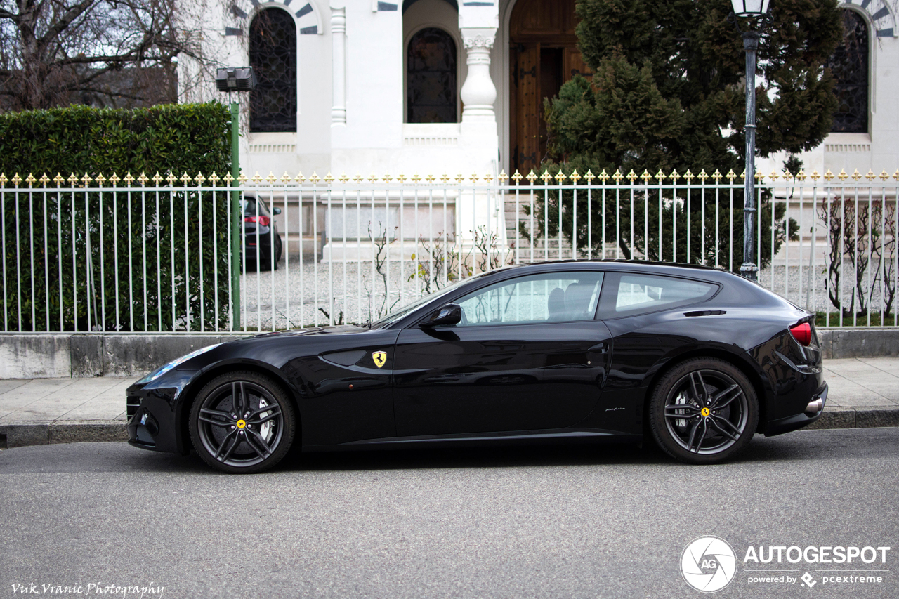 Ferrari FF