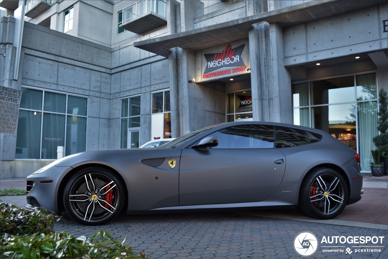 Ferrari FF