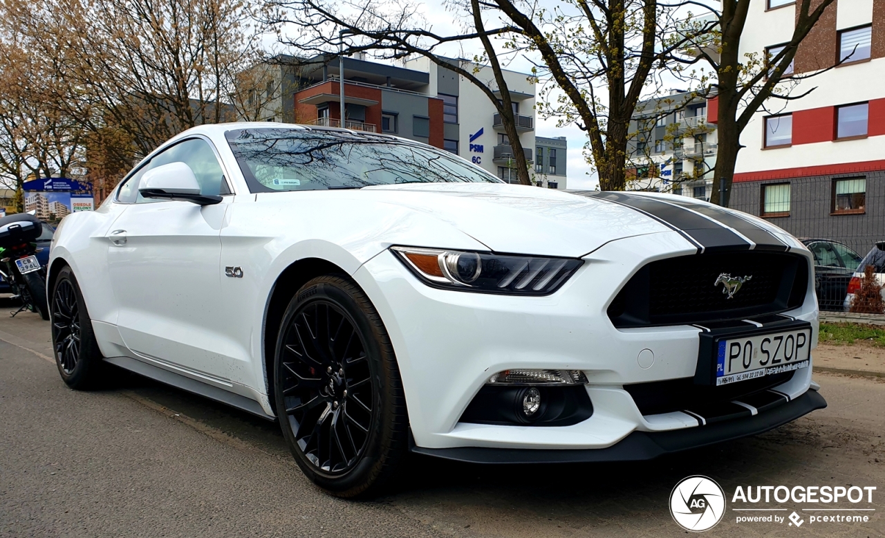 Ford Mustang GT 2015