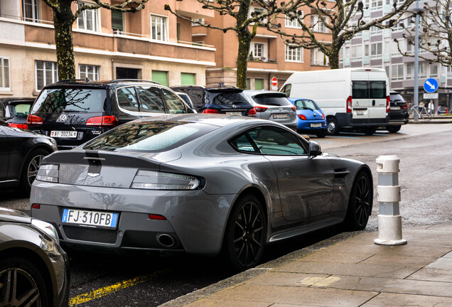 Aston Martin V12 Vantage S AMR