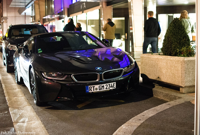 BMW i8 Roadster