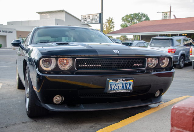 Dodge Challenger SRT-8