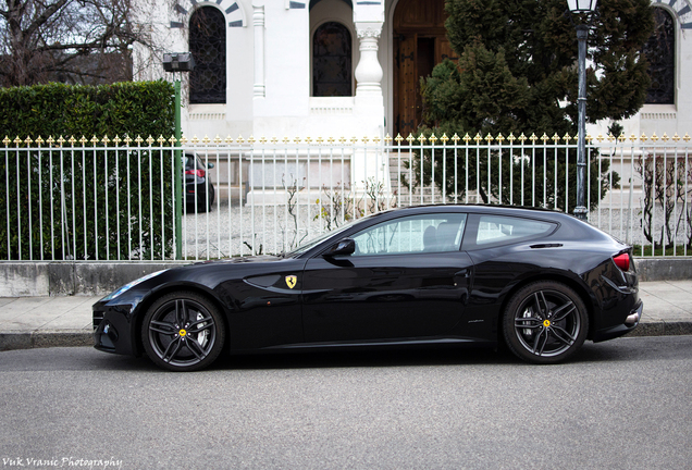 Ferrari FF