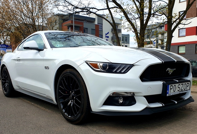 Ford Mustang GT 2015