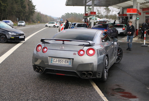 Nissan GT-R 2011