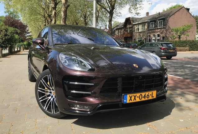 Porsche 95B Macan Turbo