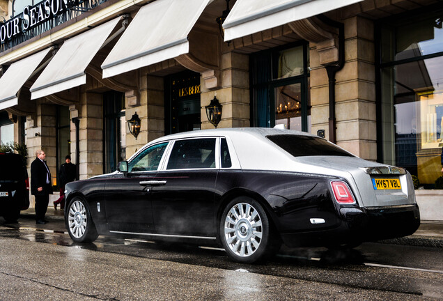 Rolls-Royce Phantom VIII EWB