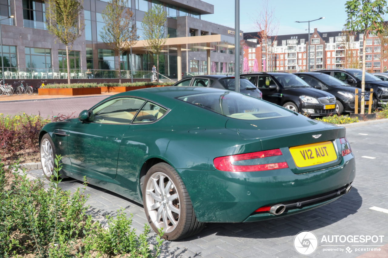 Aston Martin DB9