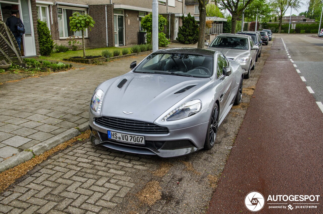 Aston Martin Vanquish 2013